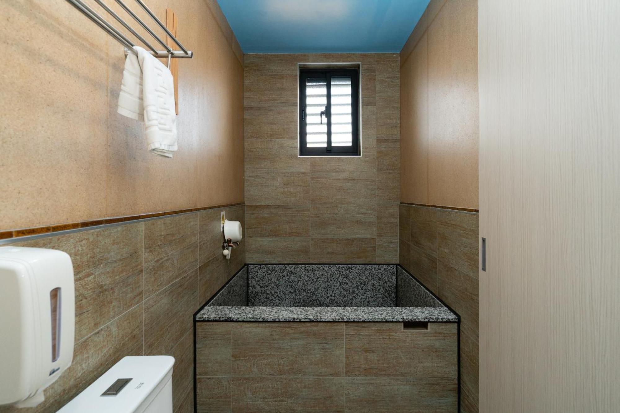 Xiang Zhai Jiao C Jiaoxi Room photo